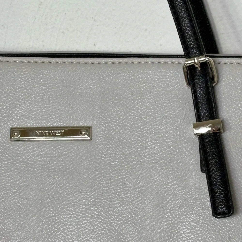 NINE WEST Vintage 90s Y2K faux leather light grey minimalist neutral tote bag - Picture 4 of 16